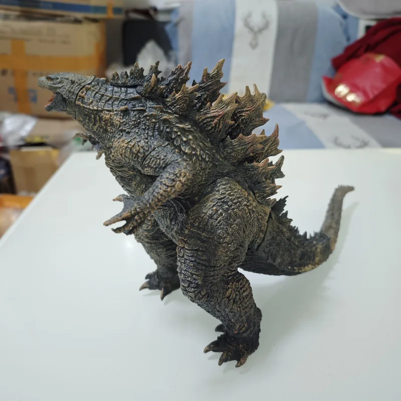 Ichiban Kuji Godzilla vs Kong Godzilla Figure – Approx. 20cm Tall and 40cm Long (Including Tail) Collectible Statue - Image 7